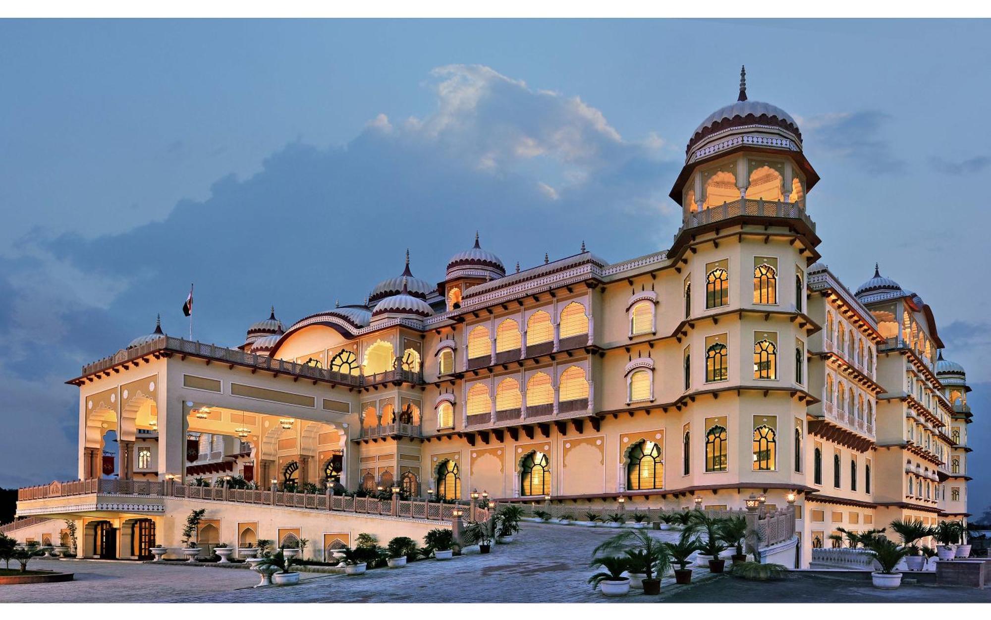 Noormahal Palace Hotel Karnal Exterior photo