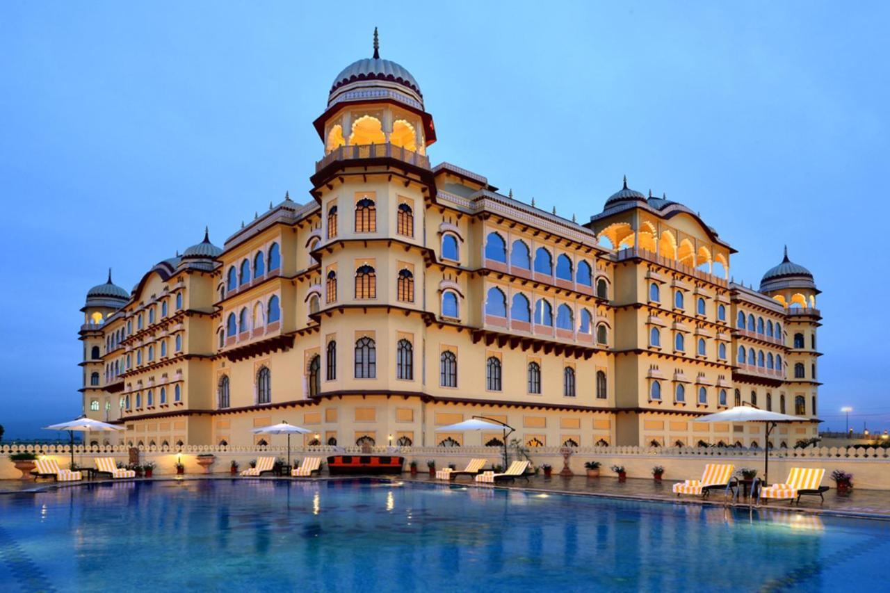 Noormahal Palace Hotel Karnal Exterior photo